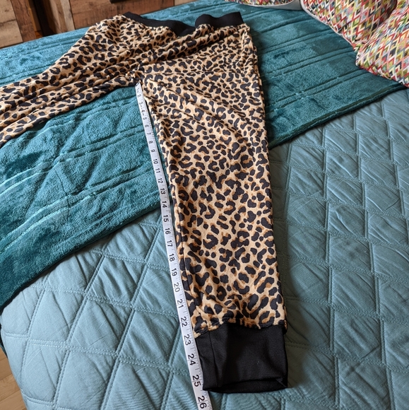 Kate Spade Jammies. Size M. NWT. - Picture 9 of 12